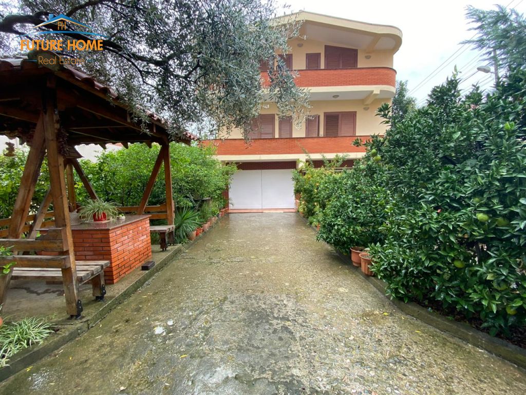 Shitet, Vilë, Fresku, Tiranë - Future Home