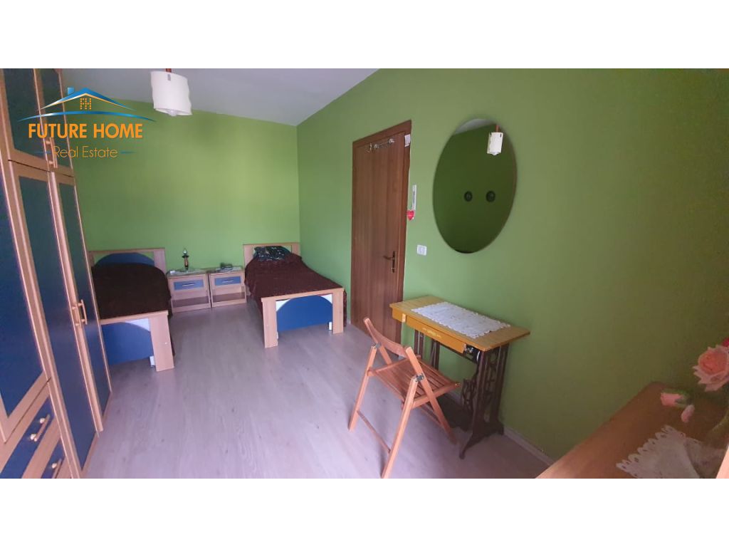 Qera, Apartament 3+1, Komuna e Parisit, Tiranë - Future Home